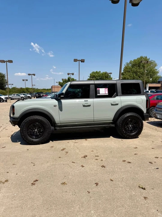2021 Ford Bronco 6th Gen - Image 8 of 9