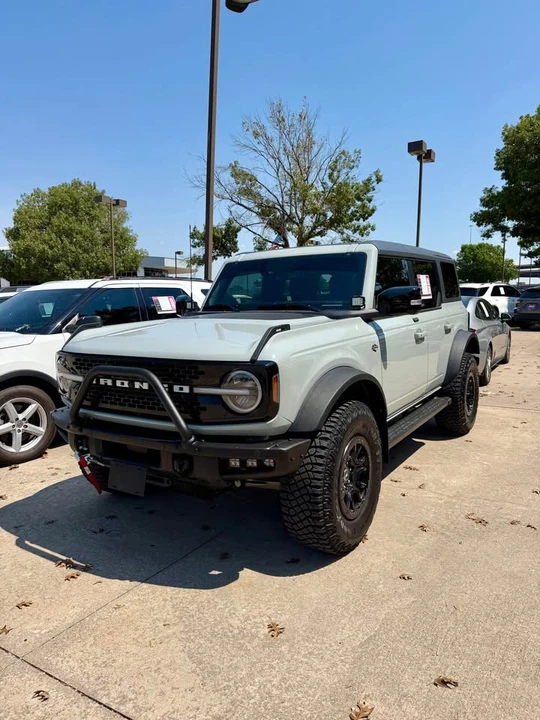 2021 Ford Bronco 6th Gen - Image 4 of 9