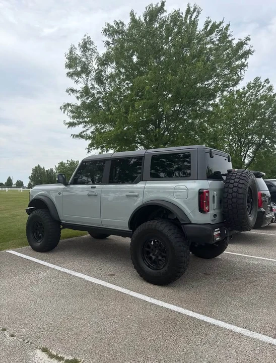 2021 Ford Bronco 6th Gen - Image 2 of 7