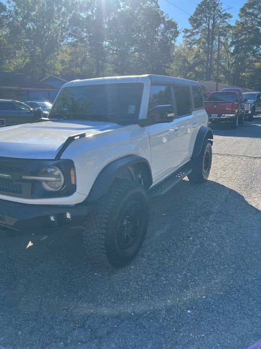 2021 Ford Bronco 6th Gen - Image 2 of 9