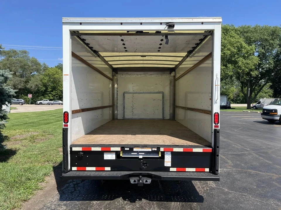 2021 Ford Econoline Van - Image 11 of 12