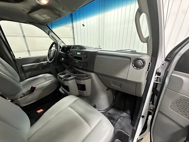 2021 Ford Econoline Van - Image 21 of 21