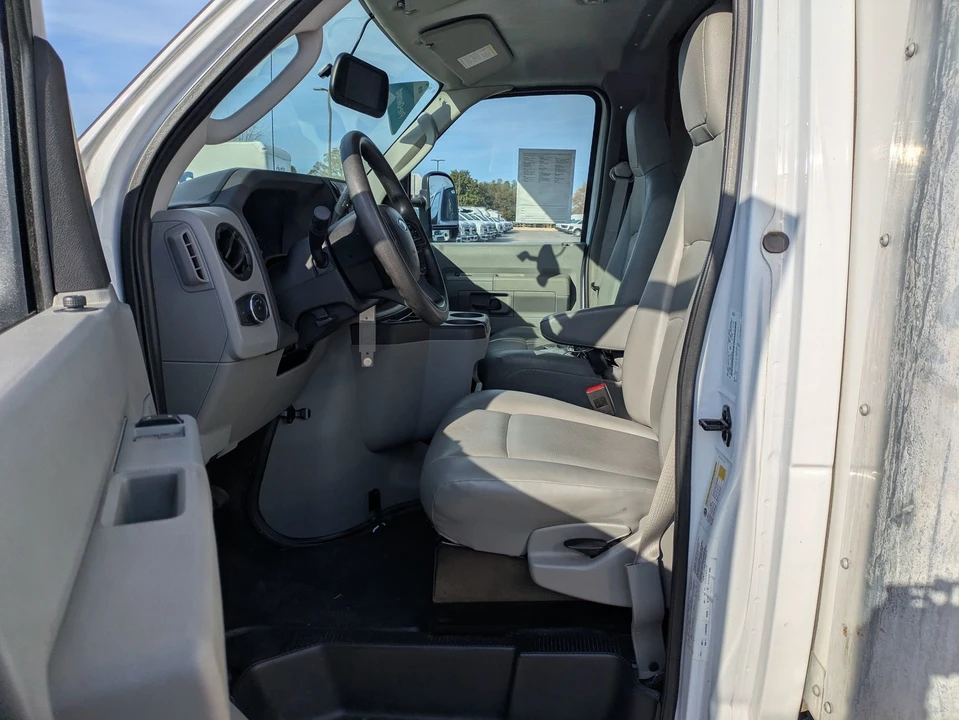 2021 Ford Econoline Van - Image 10 of 21