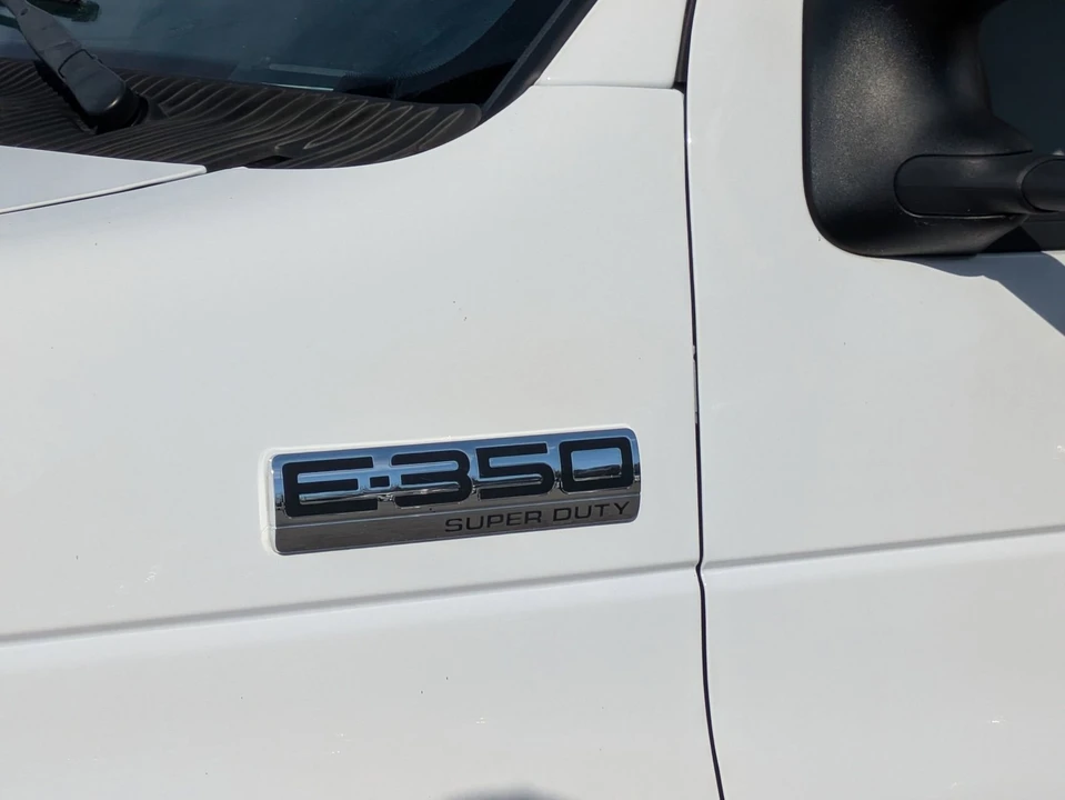 2021 Ford Econoline Van - Image 9 of 21