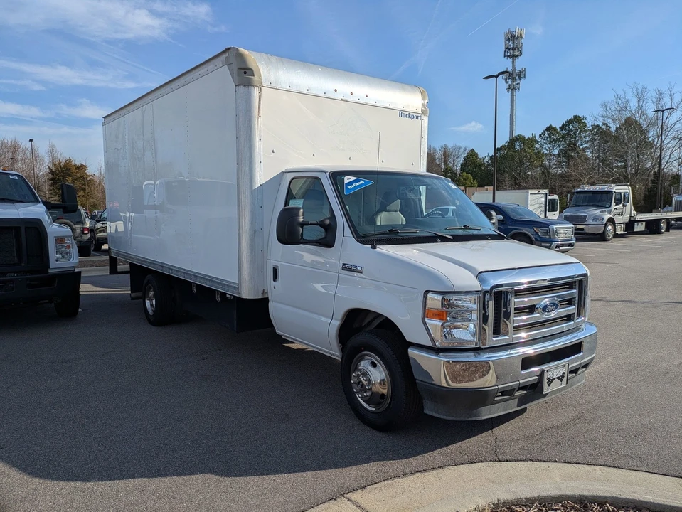 2021 Ford Econoline Van - Image 2 of 21