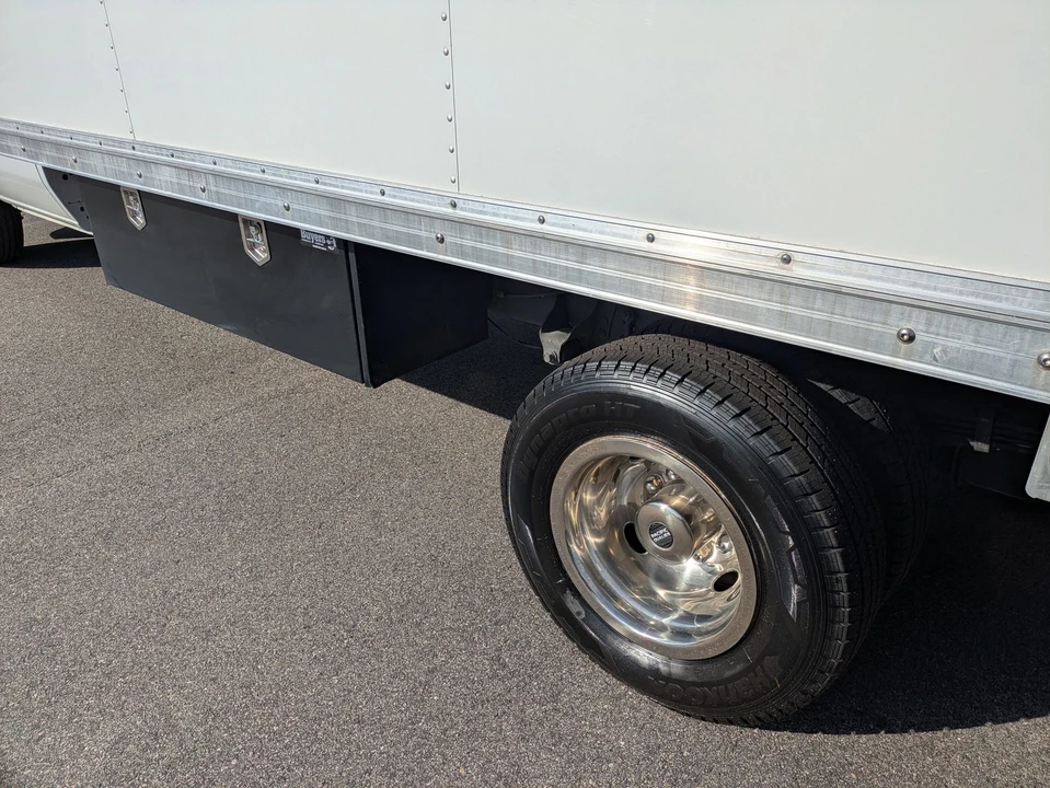 2021 Ford Econoline Van - Image 20 of 21