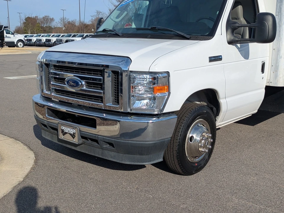 2021 Ford Econoline Van - Image 7 of 21