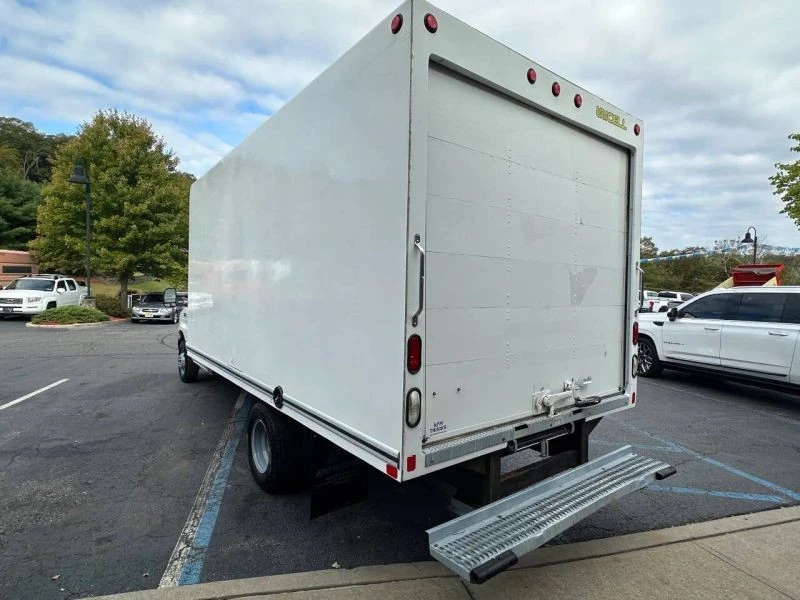 2021 Ford Econoline Van - Image 11 of 12