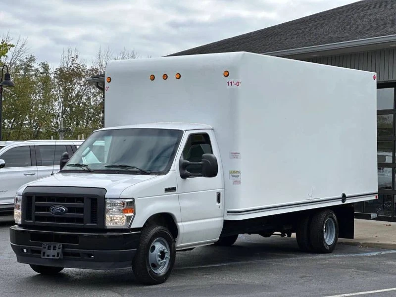 2021 Ford Econoline Van - Image 5 of 12