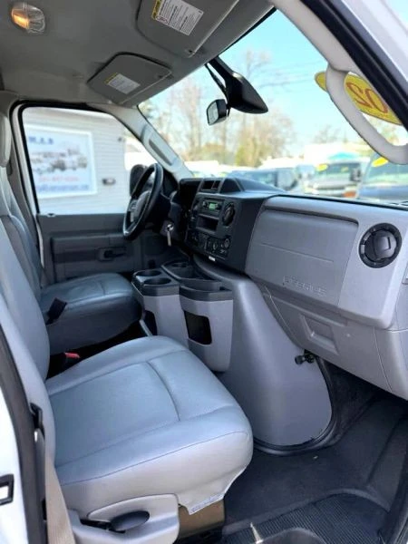 2021 Ford Econoline Van - Image 7 of 10