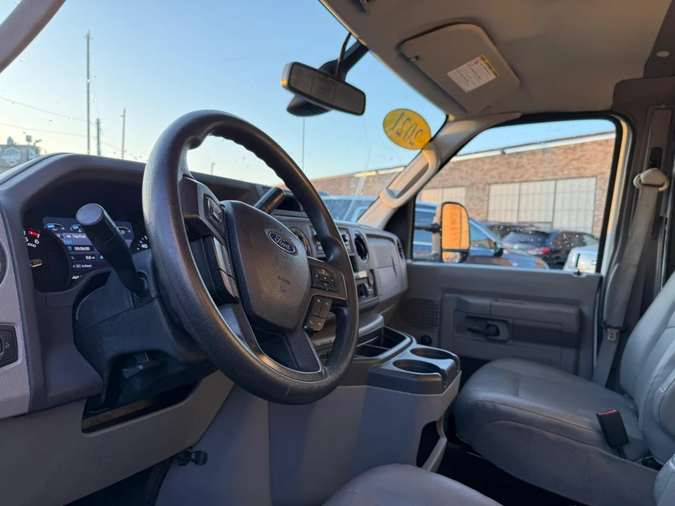 2021 Ford Econoline Van - Image 18 of 21