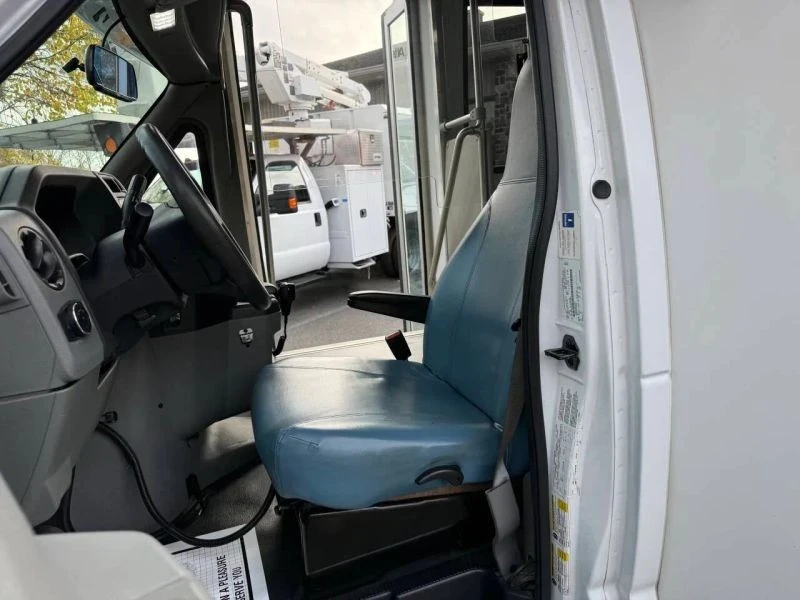 2021 Ford Econoline Van - Image 11 of 12