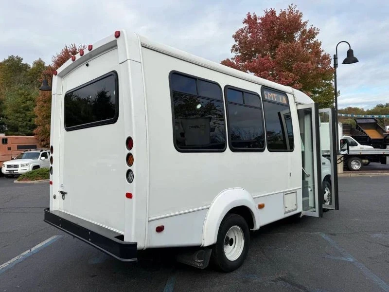 2021 Ford Econoline Van - Image 6 of 12