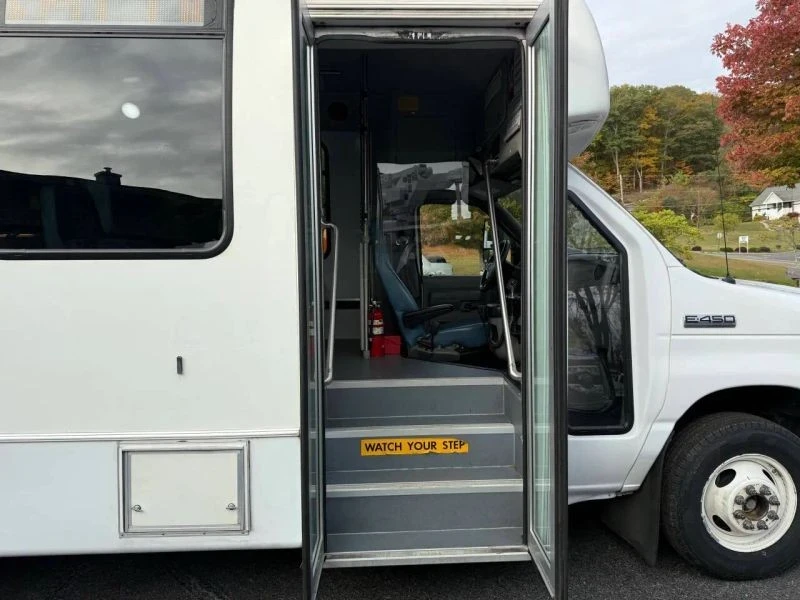 2021 Ford Econoline Van - Image 12 of 12
