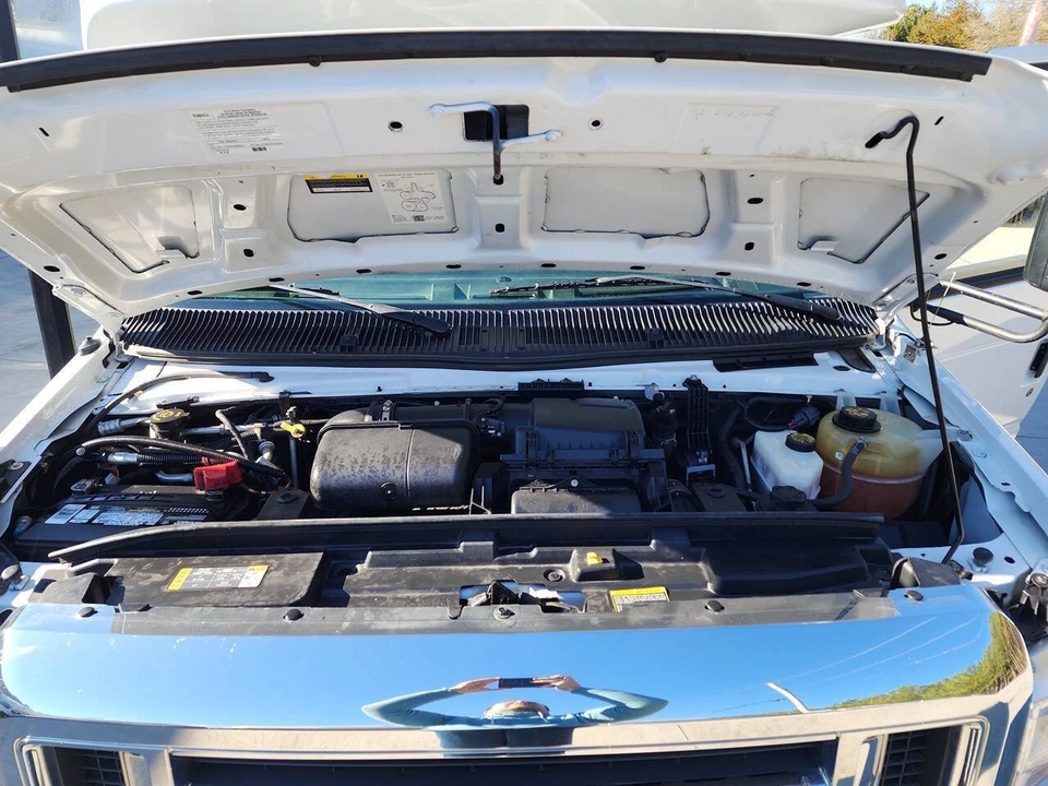 2021 Ford Econoline Van - Image 24 of 31