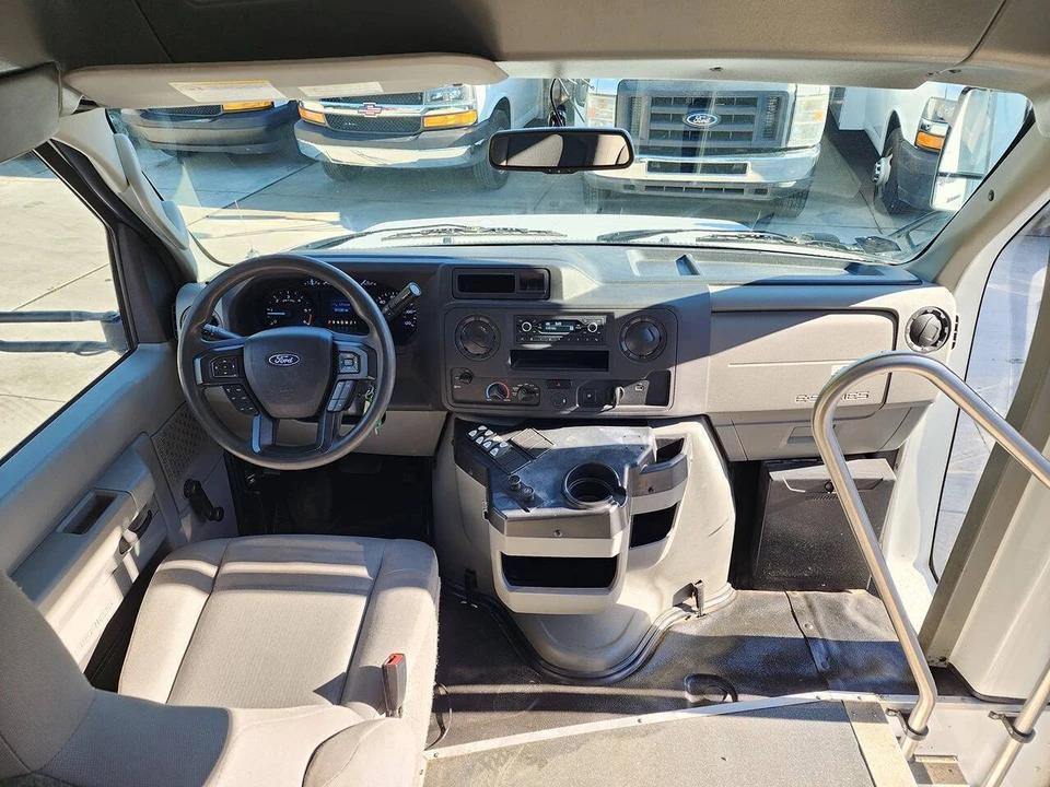 2021 Ford Econoline Van - Image 17 of 21