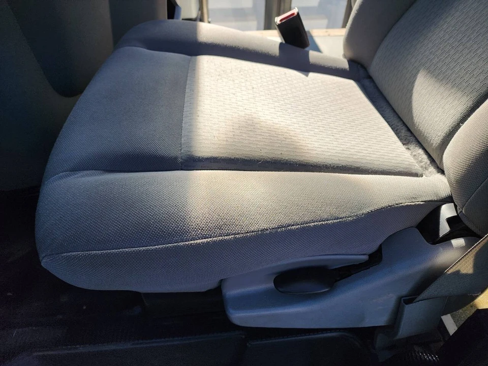 2021 Ford Econoline Van - Image 27 of 31