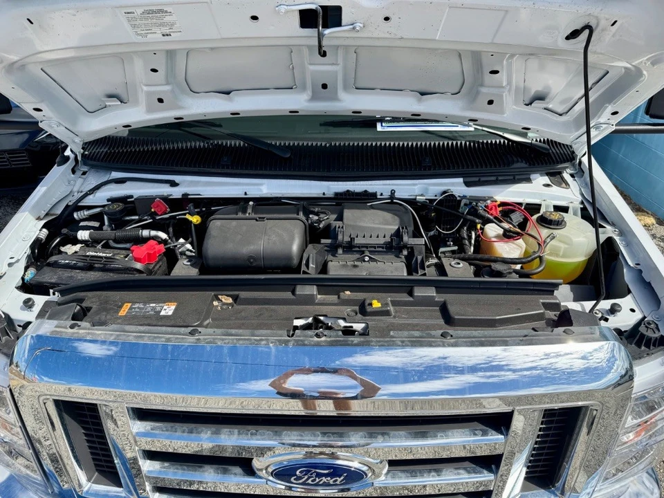 2021 Ford Econoline Van - Image 8 of 21
