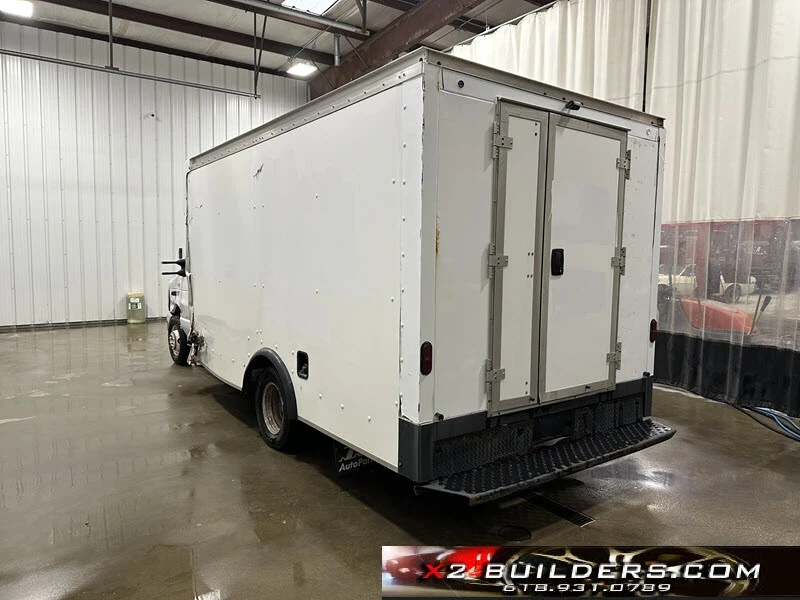 2021 Ford Econoline Van - Image 5 of 21