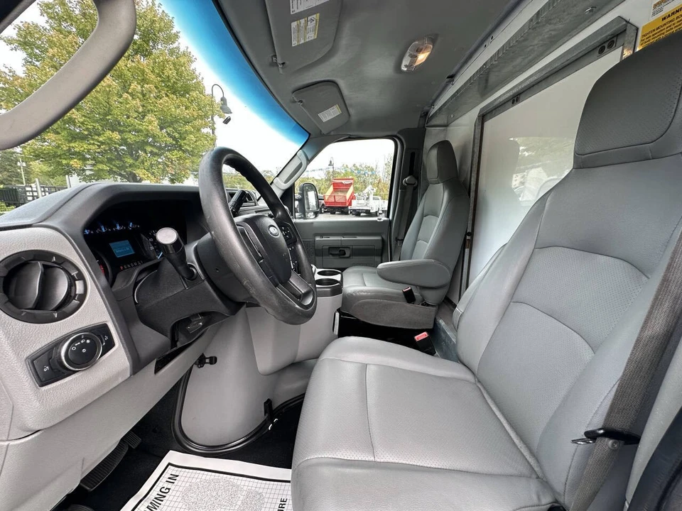 2021 Ford Econoline Van - Image 20 of 21