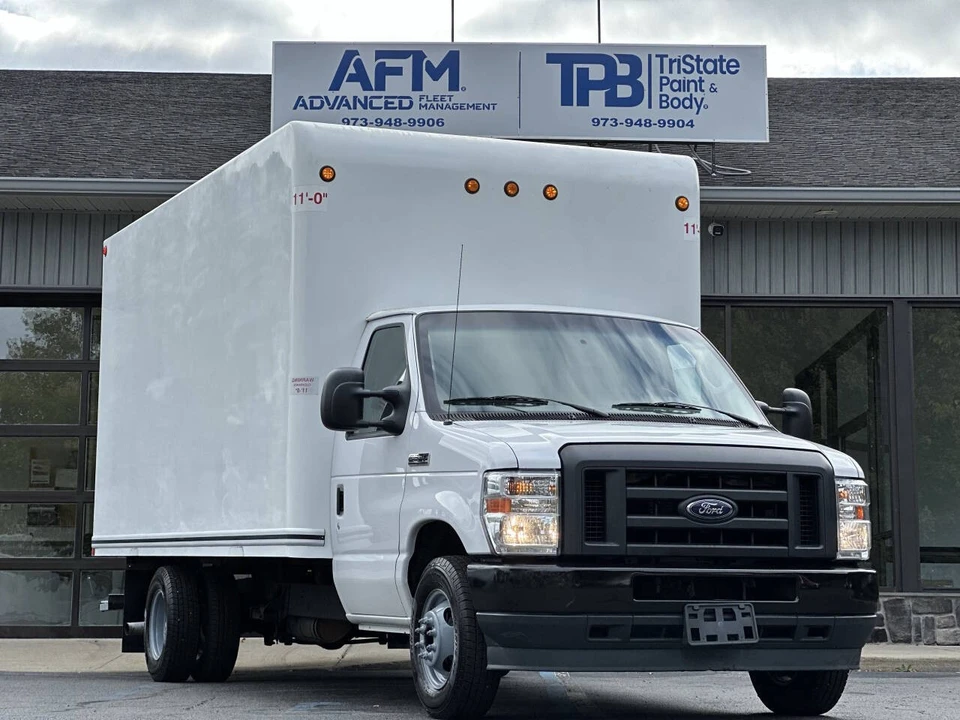 2021 Ford Econoline Van - Image 2 of 21