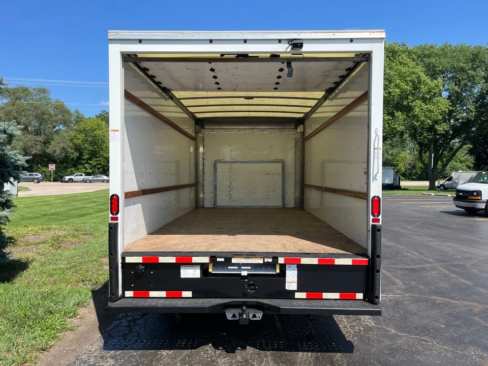 2021 Ford Econoline Van - Image 11 of 21