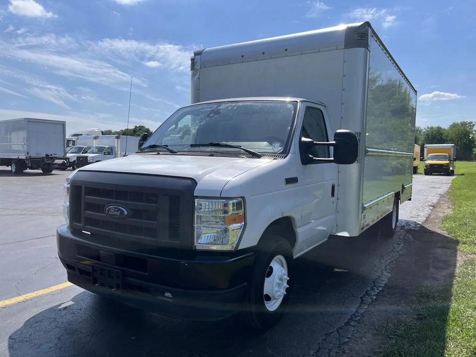 2021 Ford Econoline Van - Image 5 of 21