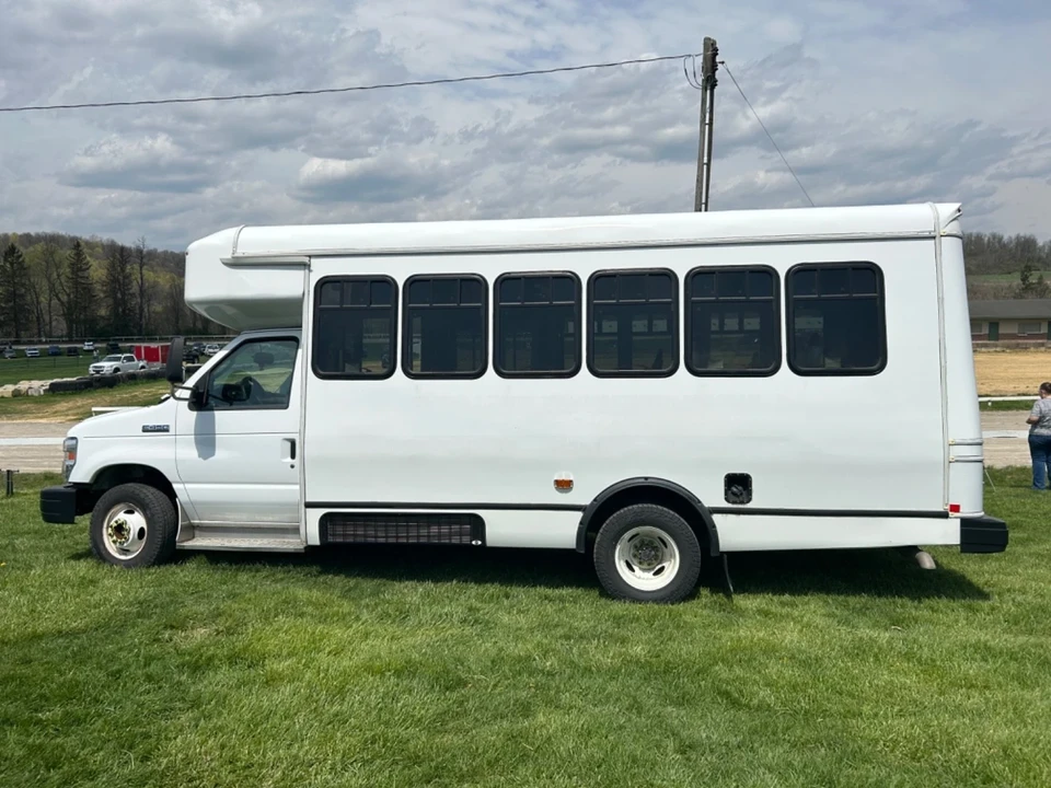 2021 Ford Econoline Van - Image 8 of 21