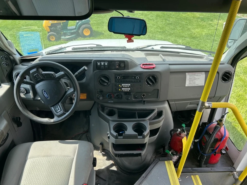 2021 Ford Econoline Van - Image 15 of 21
