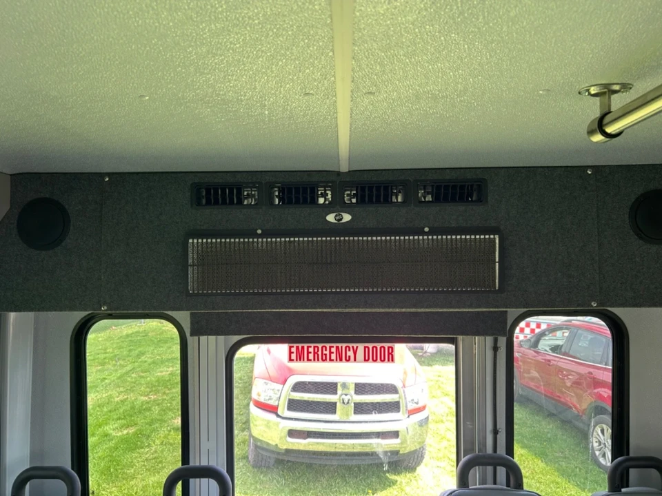 2021 Ford Econoline Van - Image 17 of 21