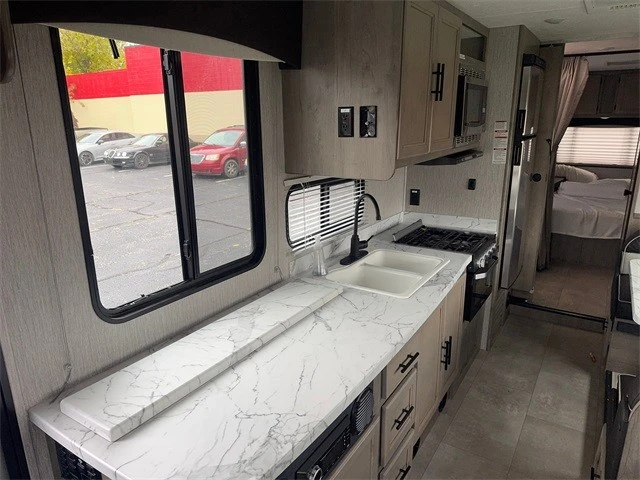 2021 Ford Econoline Van - Image 21 of 21