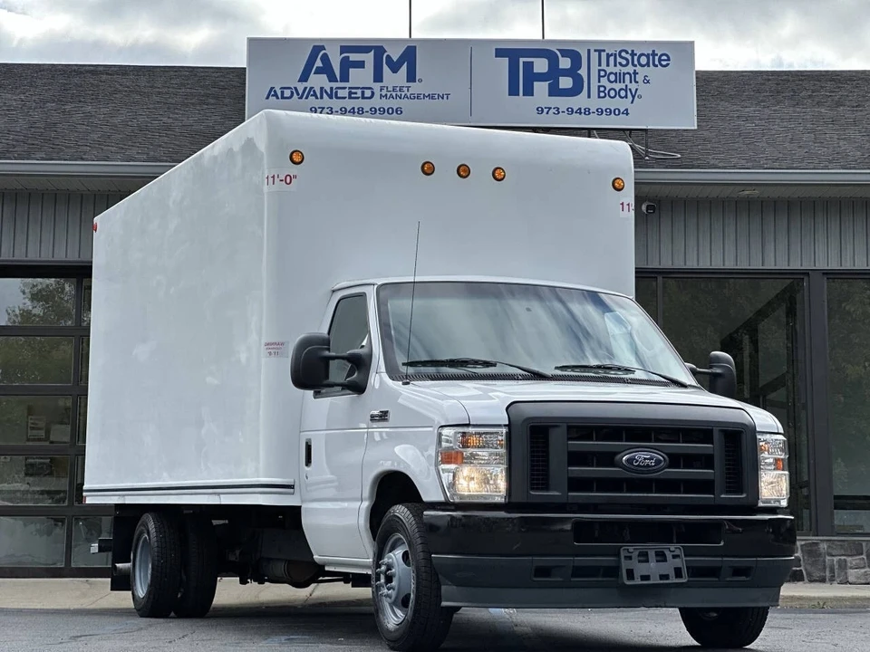 2021 Ford Econoline Van - Image 2 of 12
