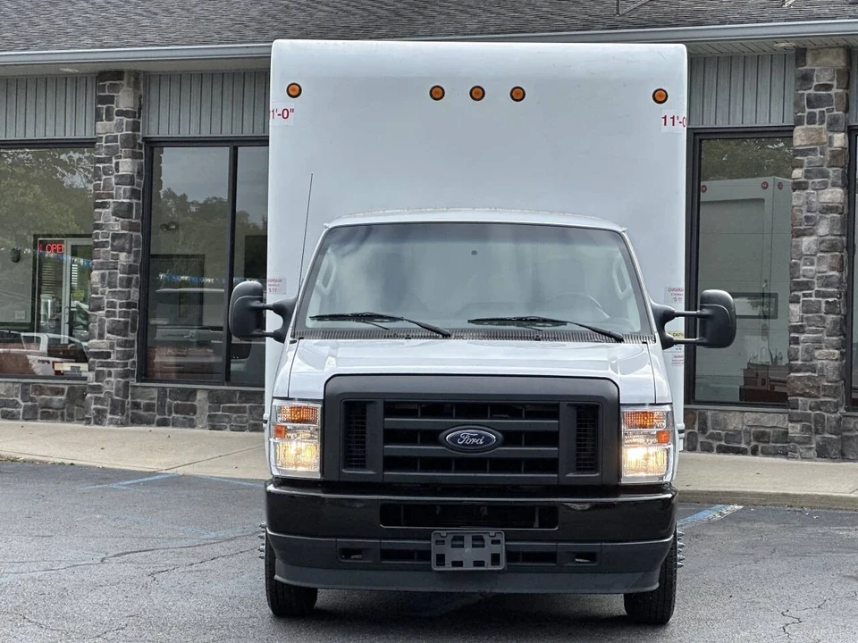 2021 Ford Econoline Van - Image 4 of 12