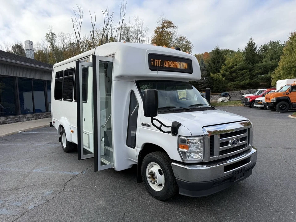2021 Ford Econoline Van - Image 3 of 12