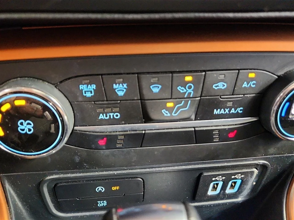 2021 Ford EcoSport - Image 17 of 28
