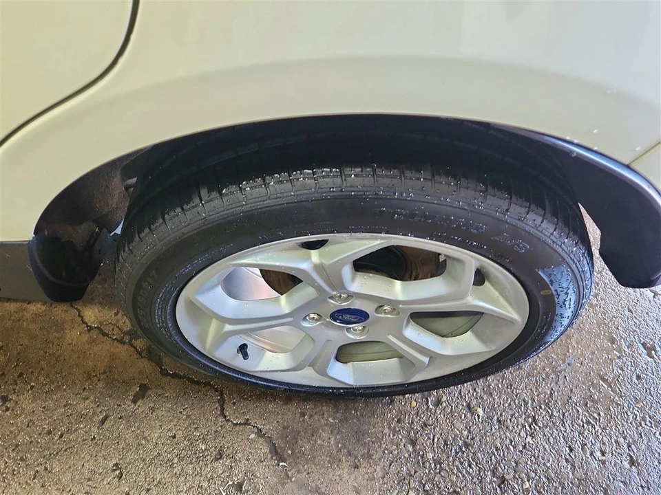 2021 Ford EcoSport - Image 25 of 28