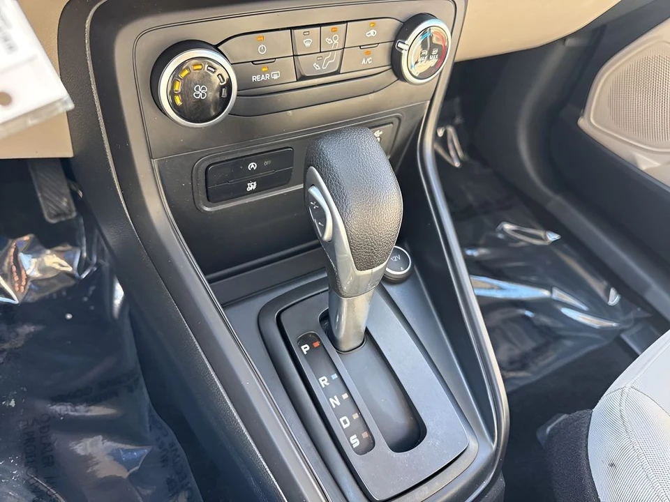 2021 Ford EcoSport - Image 15 of 21