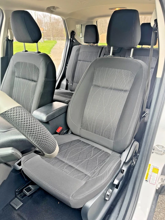 2021 Ford - Image 17 of 30