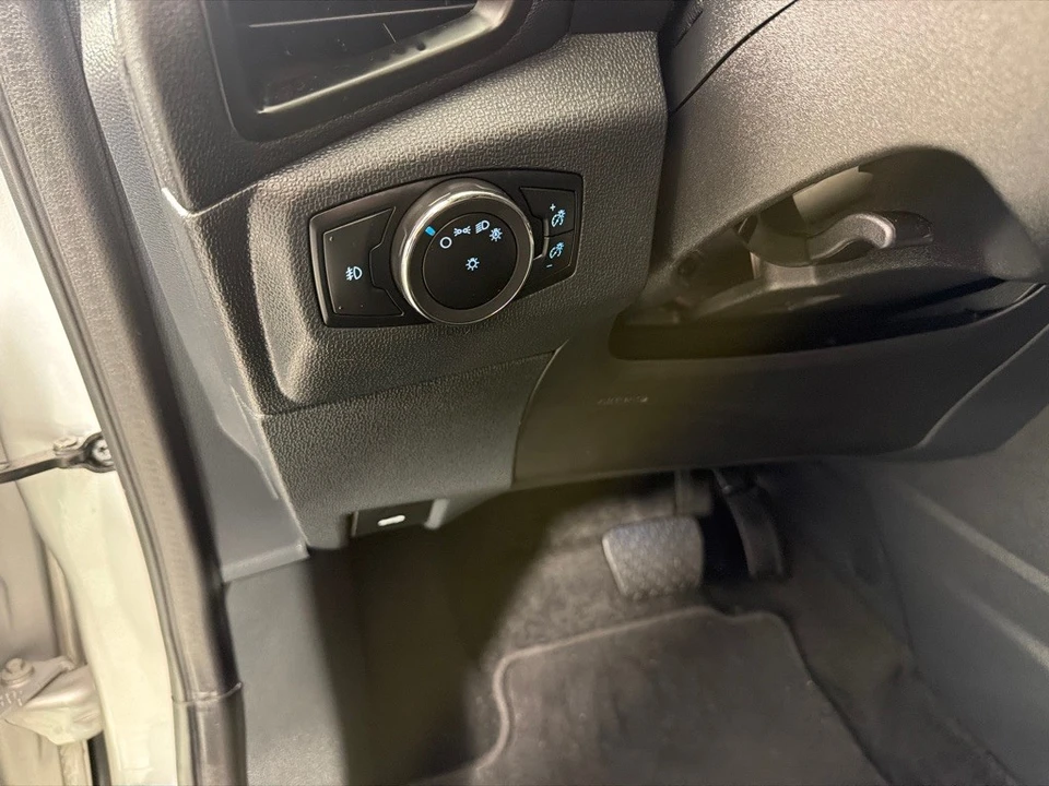 2021 Ford EcoSport - Image 13 of 21