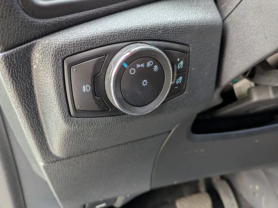 2021 Ford EcoSport - Image 15 of 31