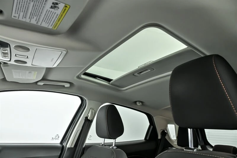 2021 Ford EcoSport - Image 18 of 31