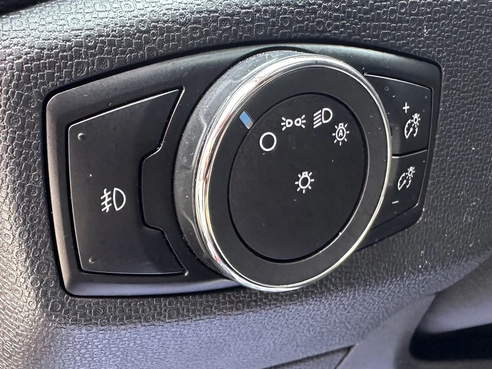 2021 Ford EcoSport - Image 16 of 27