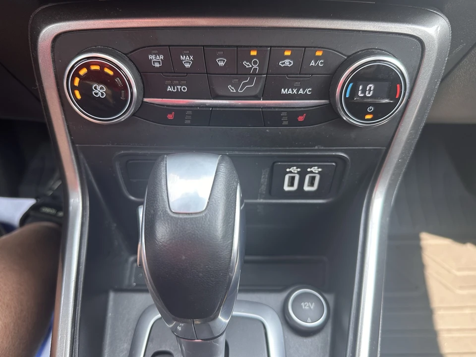 2021 Ford EcoSport - Image 23 of 27