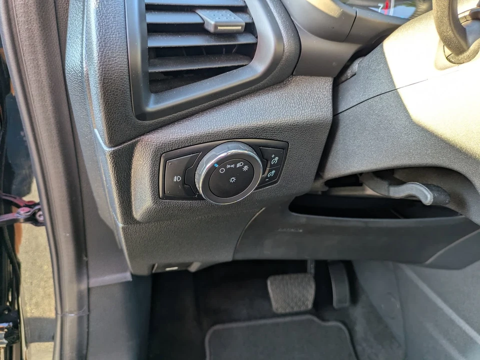 2021 Ford EcoSport - Image 17 of 21