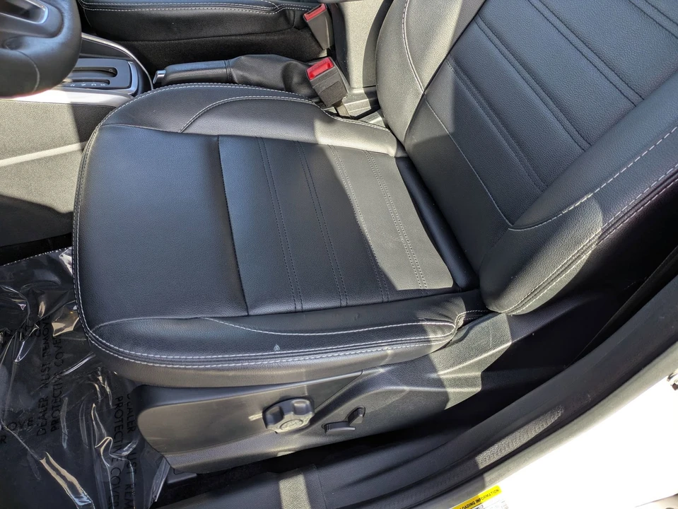 2021 Ford EcoSport - Image 13 of 21