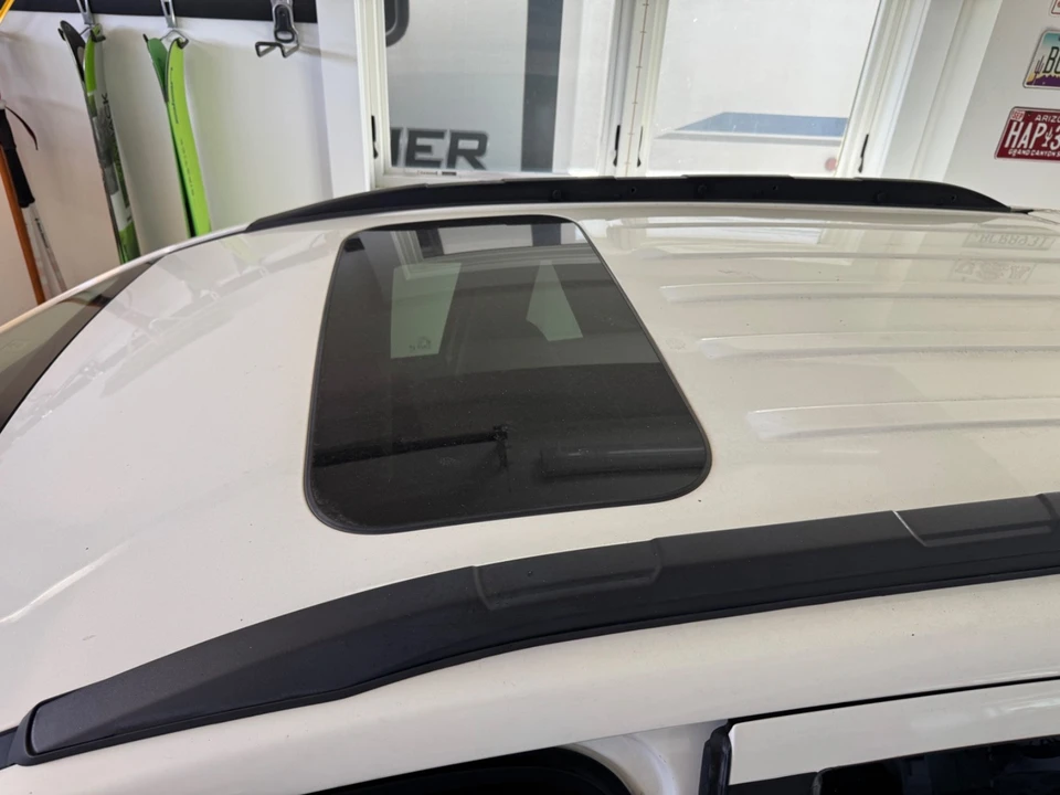 2021 Ford EcoSport - Image 2 of 23