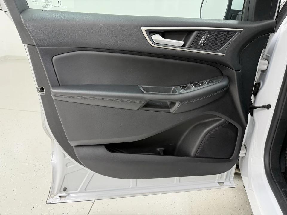2021 Ford Edge - Image 11 of 12