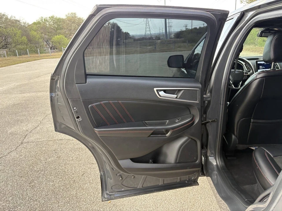 2021 Ford Edge - Image 19 of 21