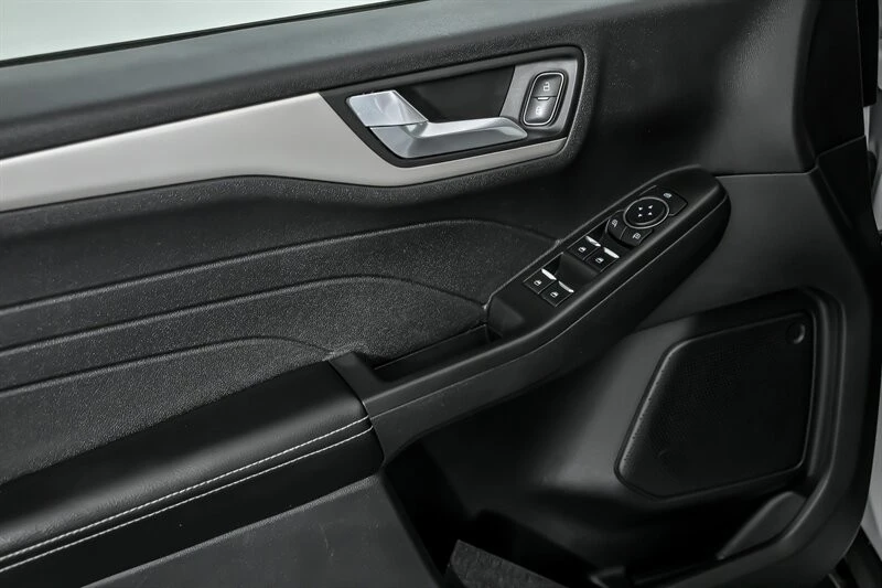 2021 Ford Escape - Image 15 of 21
