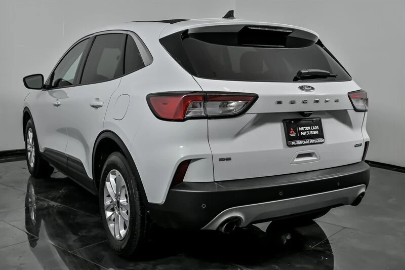 2021 Ford Escape - Image 8 of 21